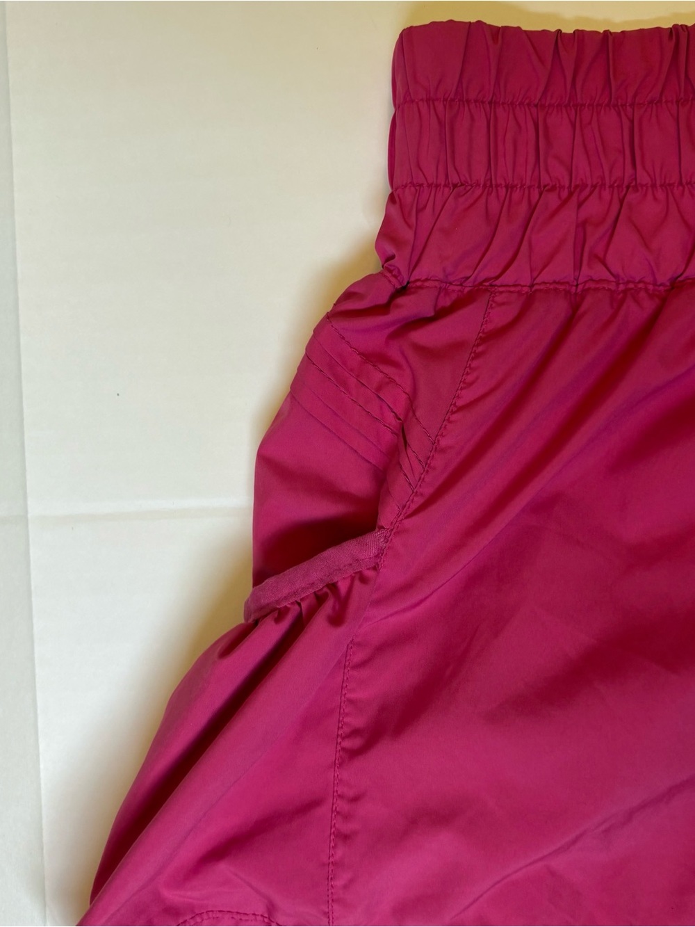 Free People Women’s Active Shorts Pink Size M - Picture 3 of 6